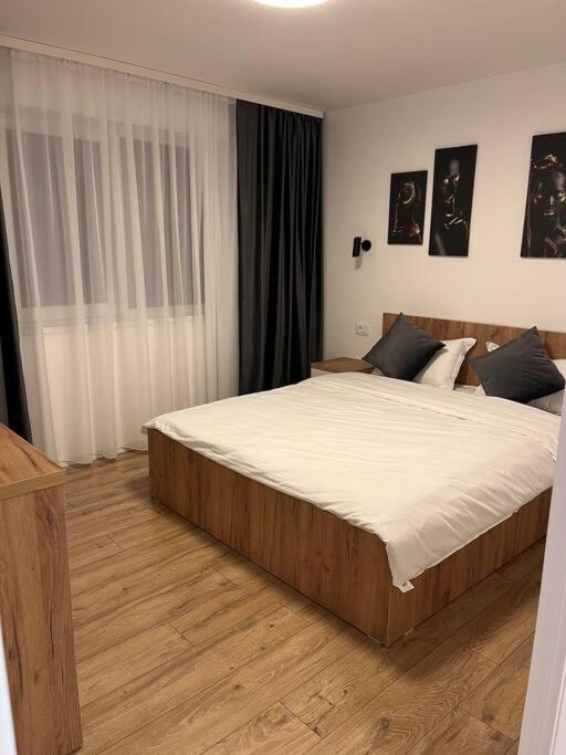 Apartament Сучава Екстер'єр фото